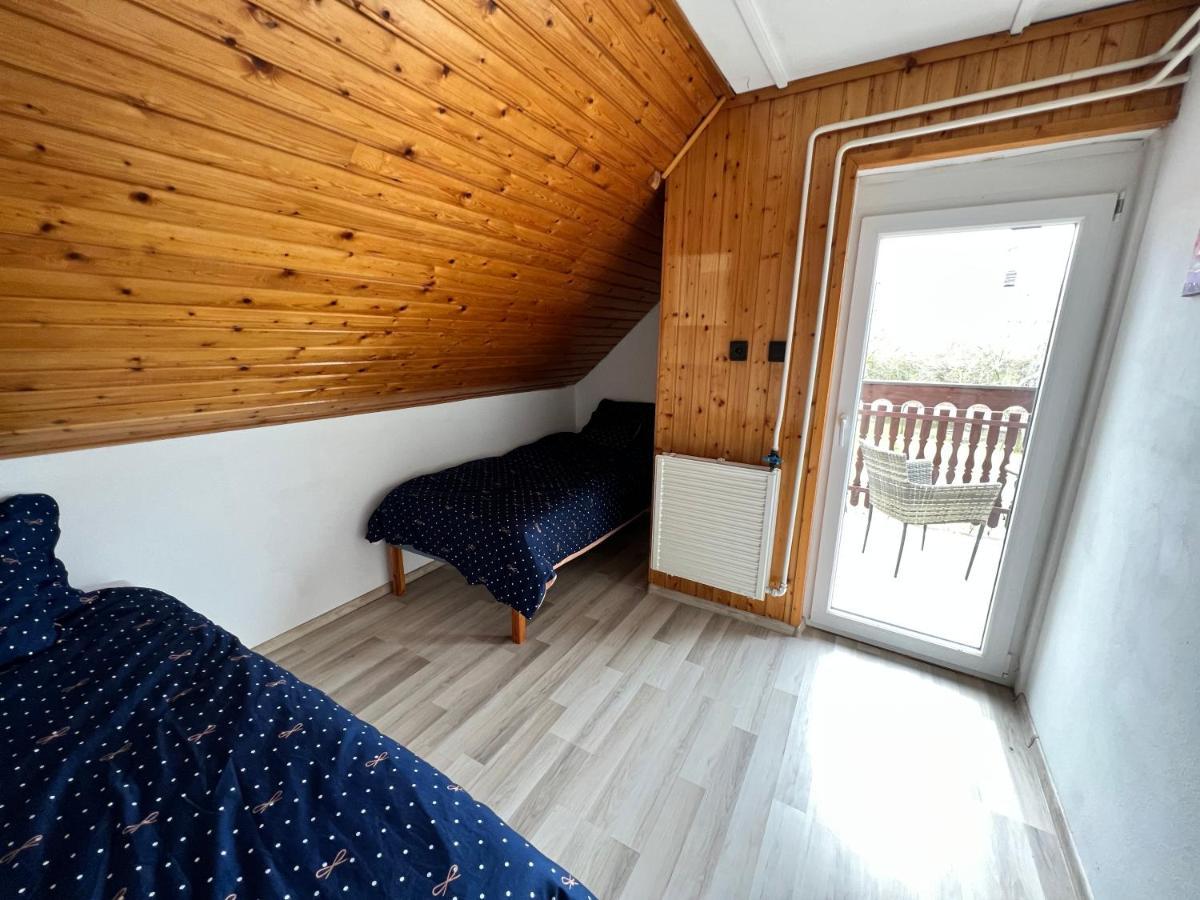 A Festo Vendeghaza / The Painter'S Guest House ซานกา ภายนอก รูปภาพ